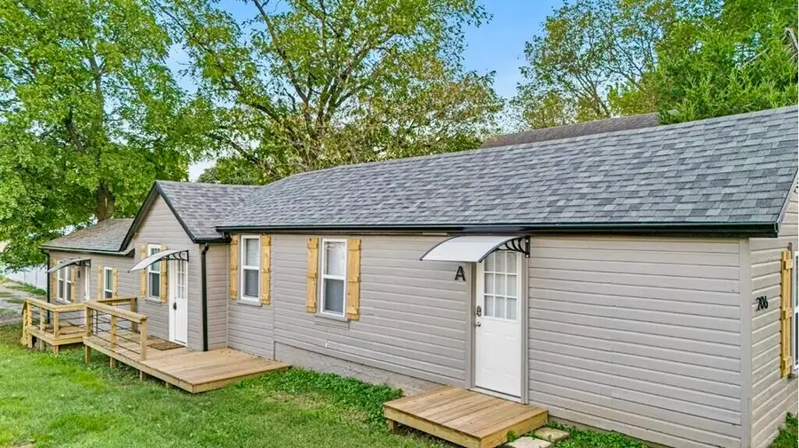 206 A-B Cherry Street, West Plains, MO 65775 - #2