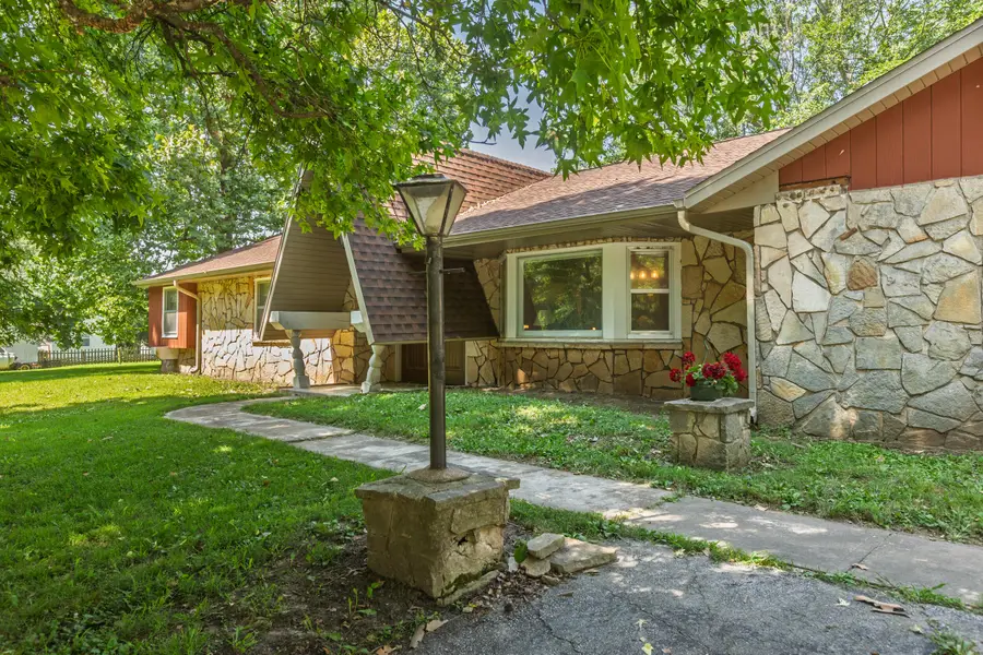 709 N High Street, Stockton, MO 65785 - #2