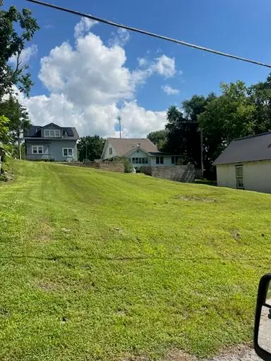 206 W Beaver Street, Anderson, MO 64831