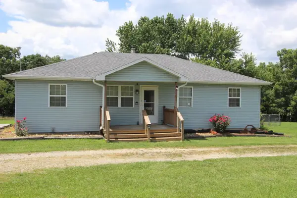 1765 State Highway O, Seymour, MO 65746