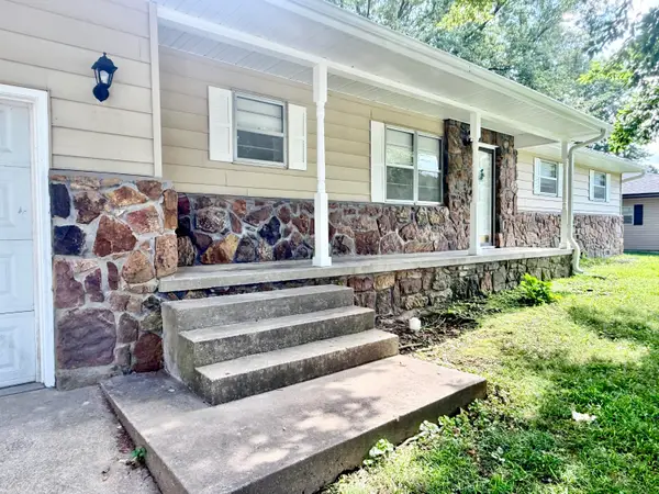 523 Joy Street, Neosho, MO 64850