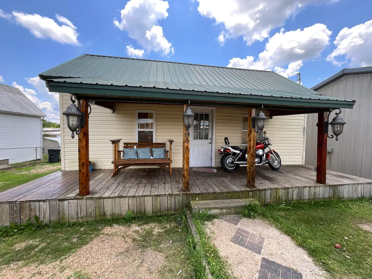 107 E 2nd Street, Mountain View, MO 65548 - #1