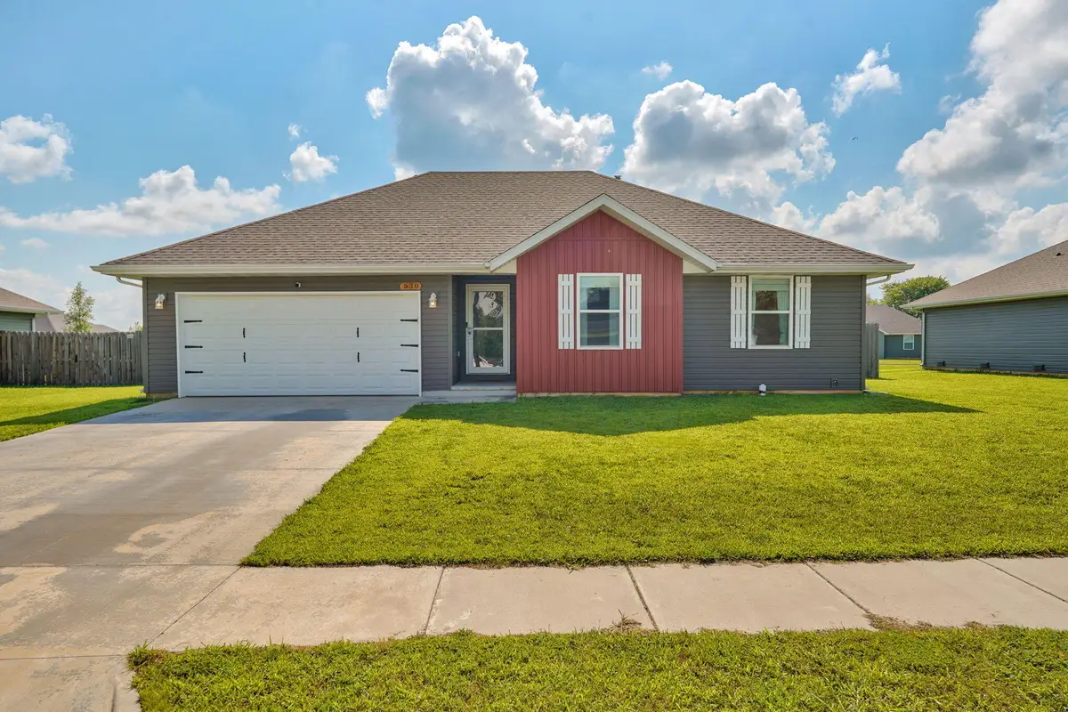 530 Hudson Avenue, Republic, MO 65738 - #1