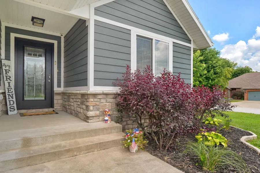 1309 S Appomattox Avenue, Republic, MO 65738 - #2