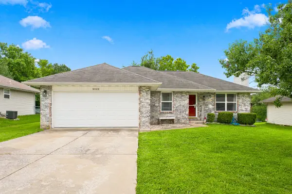 3322 W Rockwood Street, Springfield, MO 65807