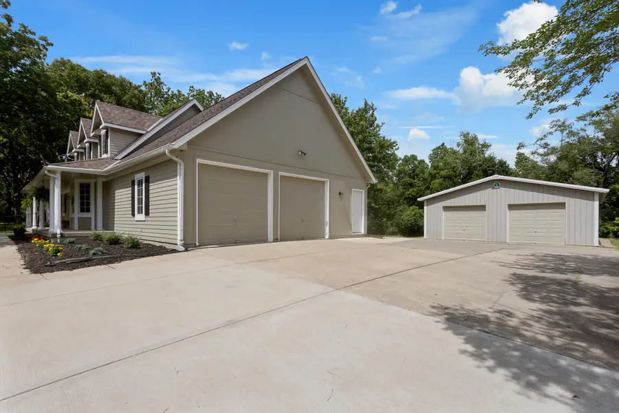 5511 N Lucerne Avenue, Kansas City, MO 64151 - #2