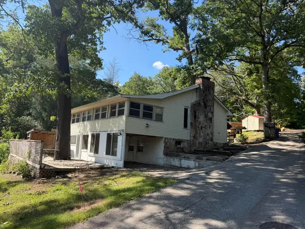 155 Parmenter Lane, Forsyth, MO 65653