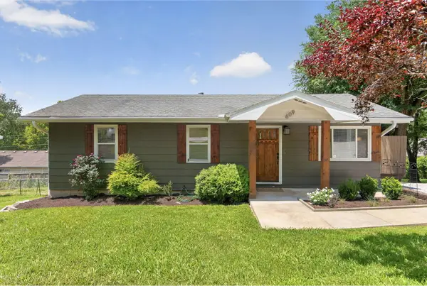 609 S 6th Street, Springfield, MO 65721
