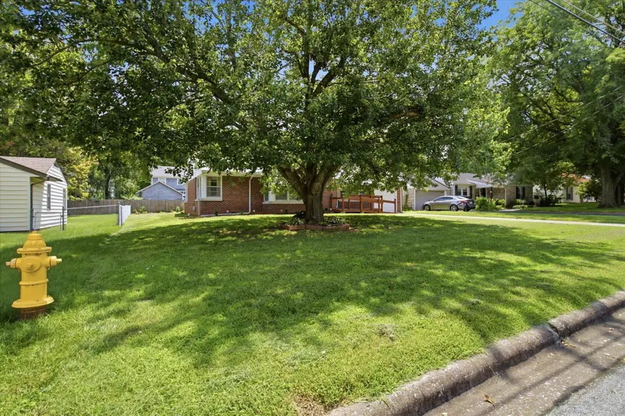 1900 S Virginia Avenue, Springfield, MO 65807 - #2
