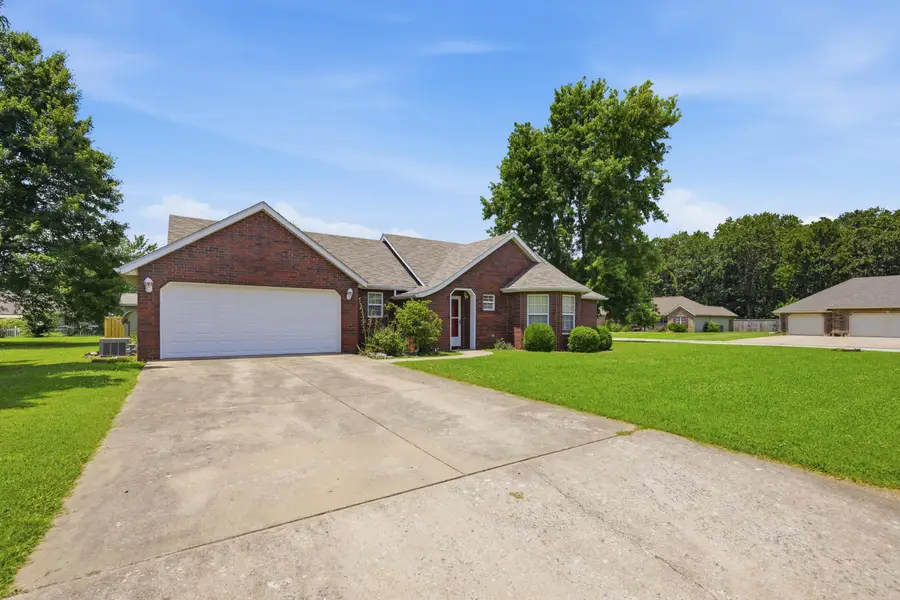 1004 Greenbrook Drive Drive, Neosho, MO 64850 - #3