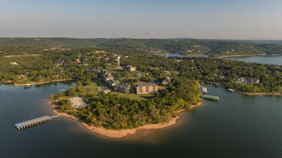 250 Lakewood Drive #5204, Hollister, MO 65672 - #3