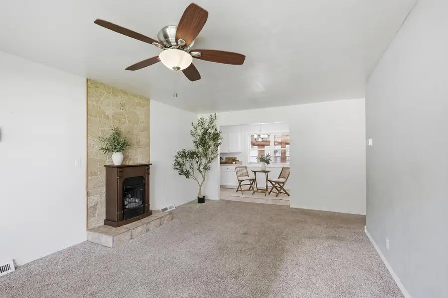 303 Verbryck Street, Carl Junction, MO 64834 - #3