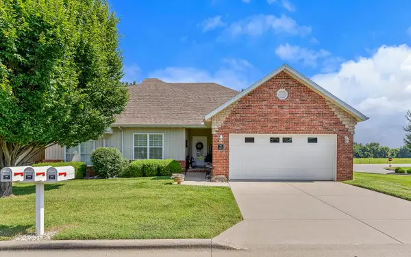 1352 N Sandy Creek Circle #Unit 3, Nixa, MO 65714
