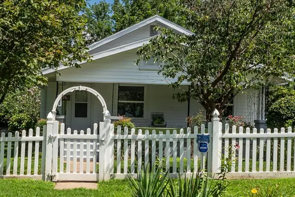 921 W Turner Street, Springfield, MO 65803