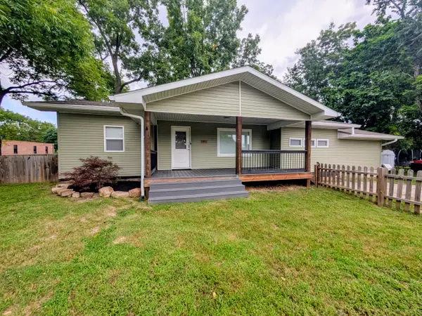 201 E Paydon Street, West Plains, MO 65775