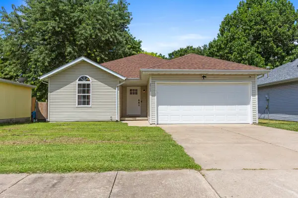 2503 N Rogers Avenue, Springfield, MO 65803