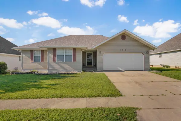 3012 W Darby Street, Springfield, MO 65810