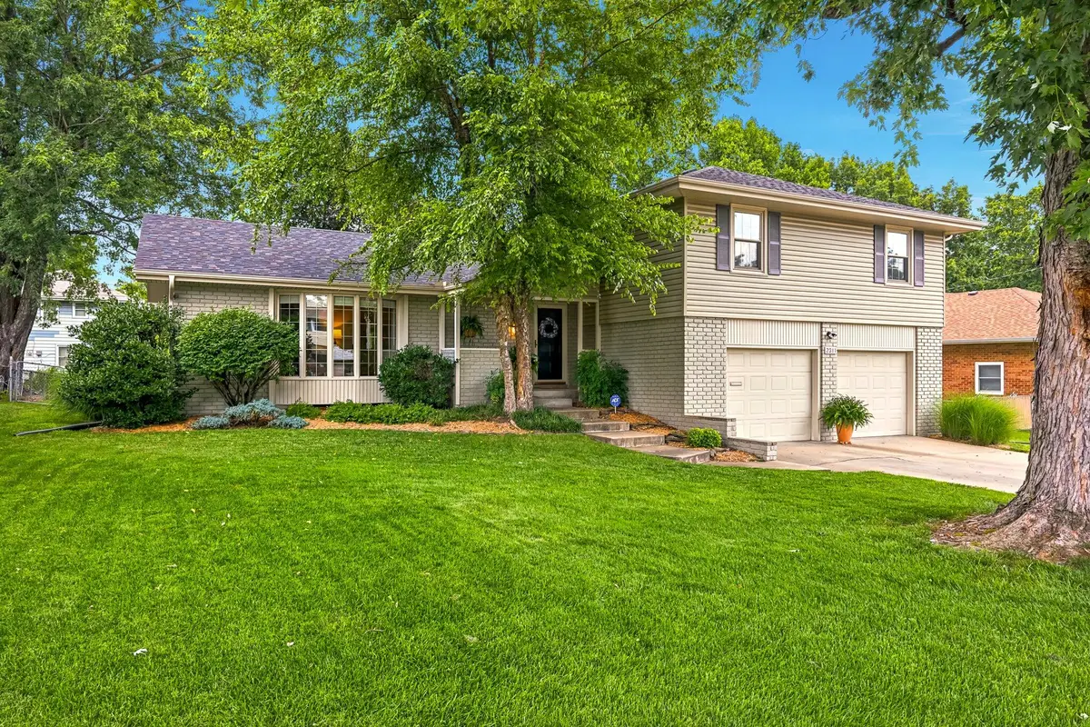 2311 E Raynell Street, Springfield, MO 65804 - #1