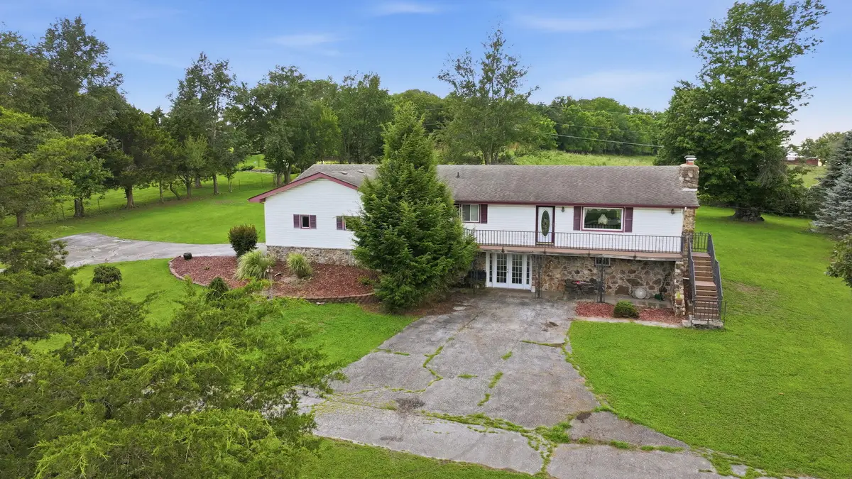 2028 E Mccracken Road, Ozark, MO 65721 - #1