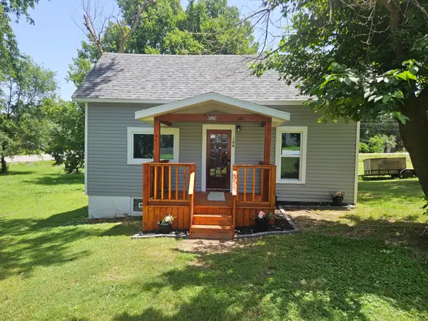 106 Roberts Drive, Mt Vernon, MO 65712