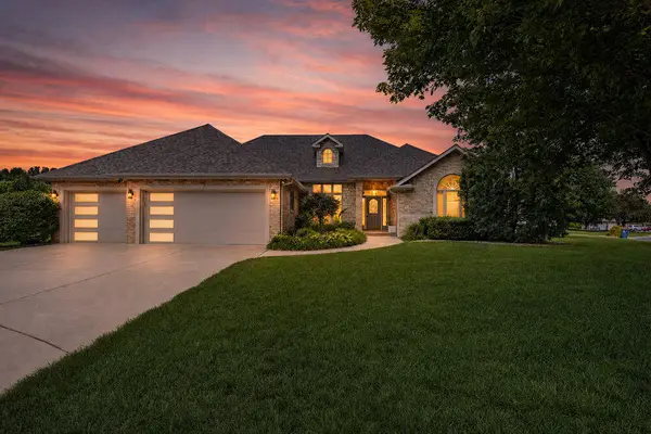 4833 S Ashton Court, Springfield, MO 65810