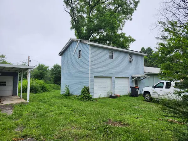 1685 Presley Drive, Cassville, MO 65625