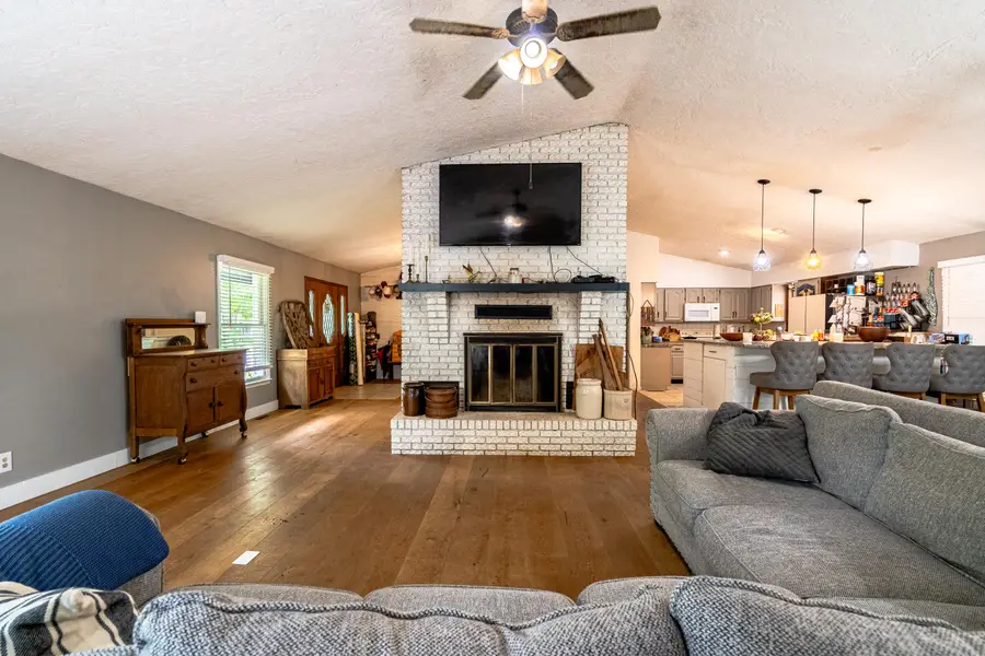 2002 Sycamore Drive, West Plains, MO 65775 - #2