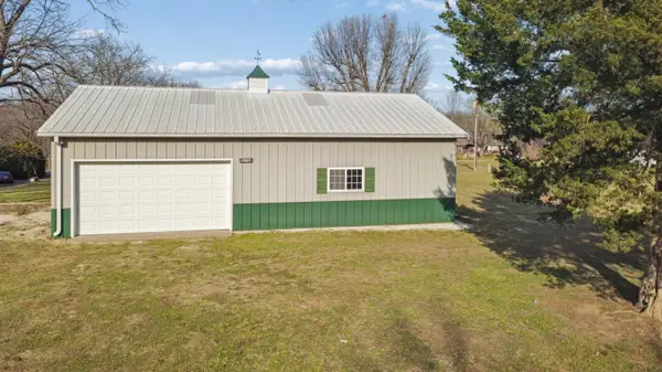 15005 E 2022 Road, Stockton, MO 65785