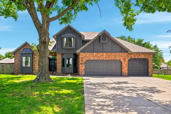 3406 W Laurel Circle, Springfield, MO 65807