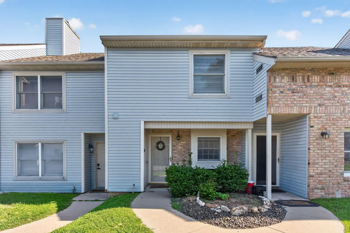 2700 S Ingram Mill Road #Apt 9, Springfield, MO 65804 - #1