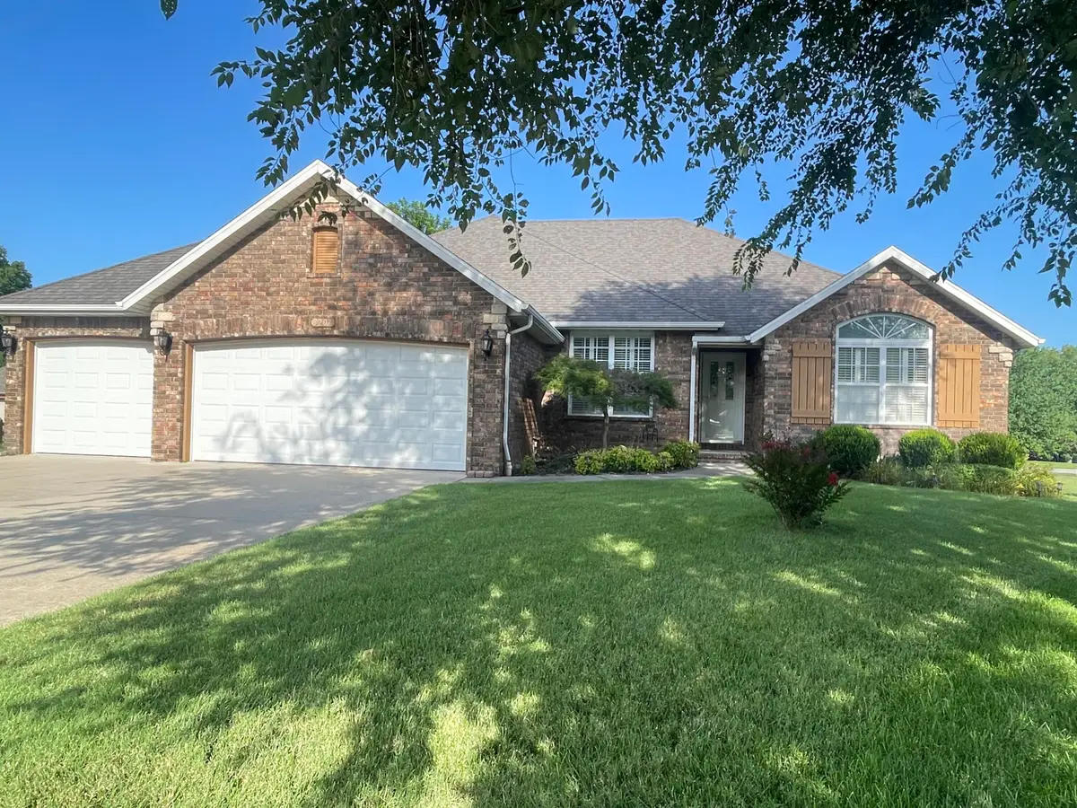 3207 W Aussie Court, Springfield, MO 65810 - #1