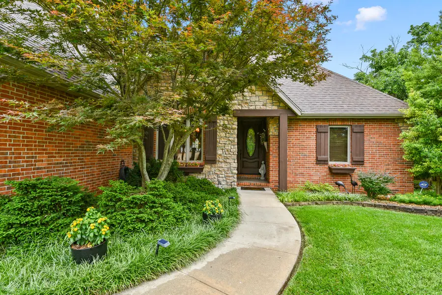 1078 W Shadowlawn Street, Springfield, MO 65810 - #3