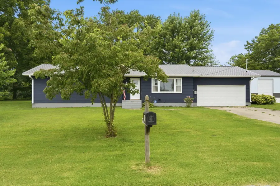 215 S Lincoln Street, Walnut Grove, MO 65770 - #3