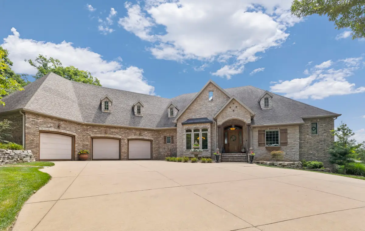 1806 S Farm Road 205, Springfield, MO 65809 - #1
