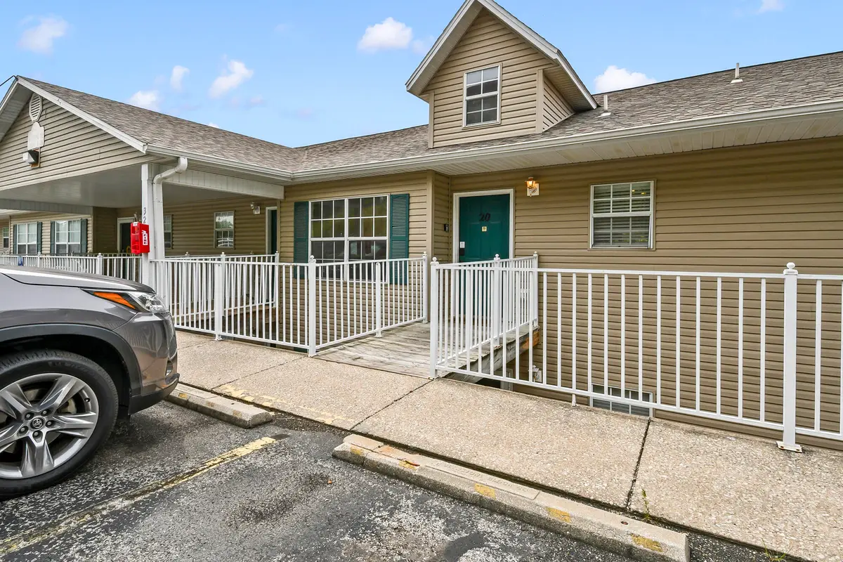 32 Golfshores Drive #Apt 20, Branson, MO 65616 - #1