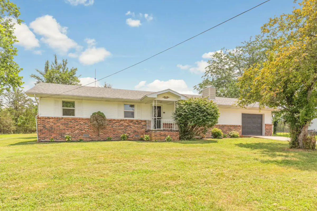 425 Wayland Drive, Forsyth, MO 65653 - #1