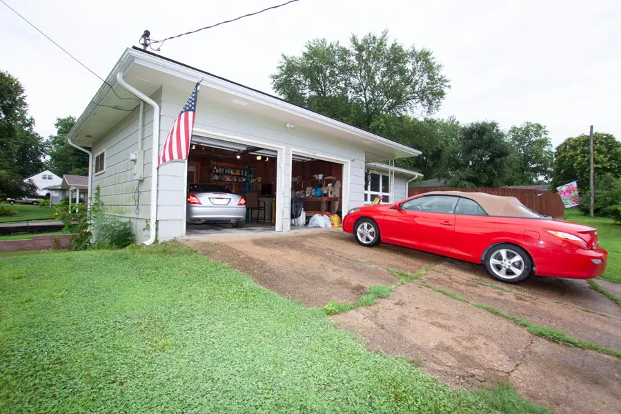 604 Norman Street, Ava, MO 65608 - #2