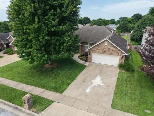 285 Steury Road, Springfield, MO 65809