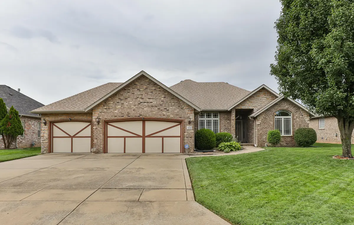3210 W Village Terrace, Springfield, MO 65810 - #1