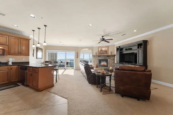 605 Royal Vista Drive #605, Branson, MO 65616