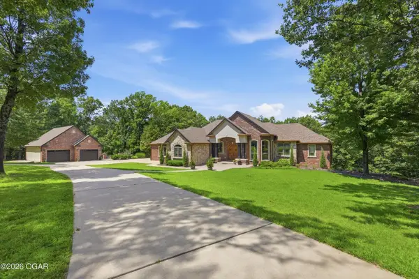 4550 Goldfinch Road, Joplin, MO 64804