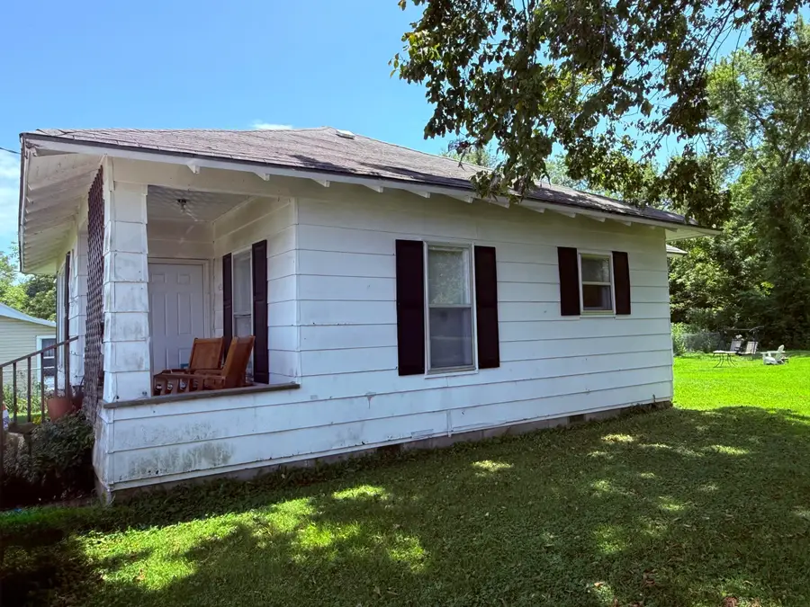 426 E Front Street, Mountain Grove, MO 65711 - #2