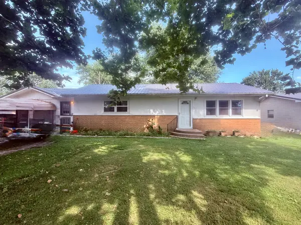 507 S Randel Street, Mountain Grove, MO 65711