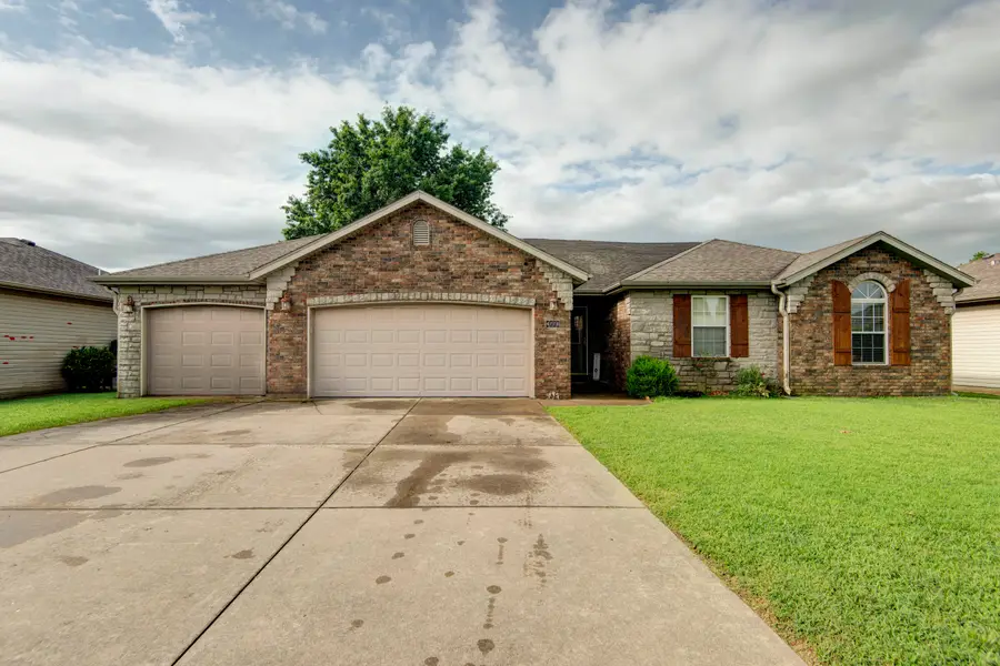 4776 W Stanford Street, Springfield, MO 65802 - #2