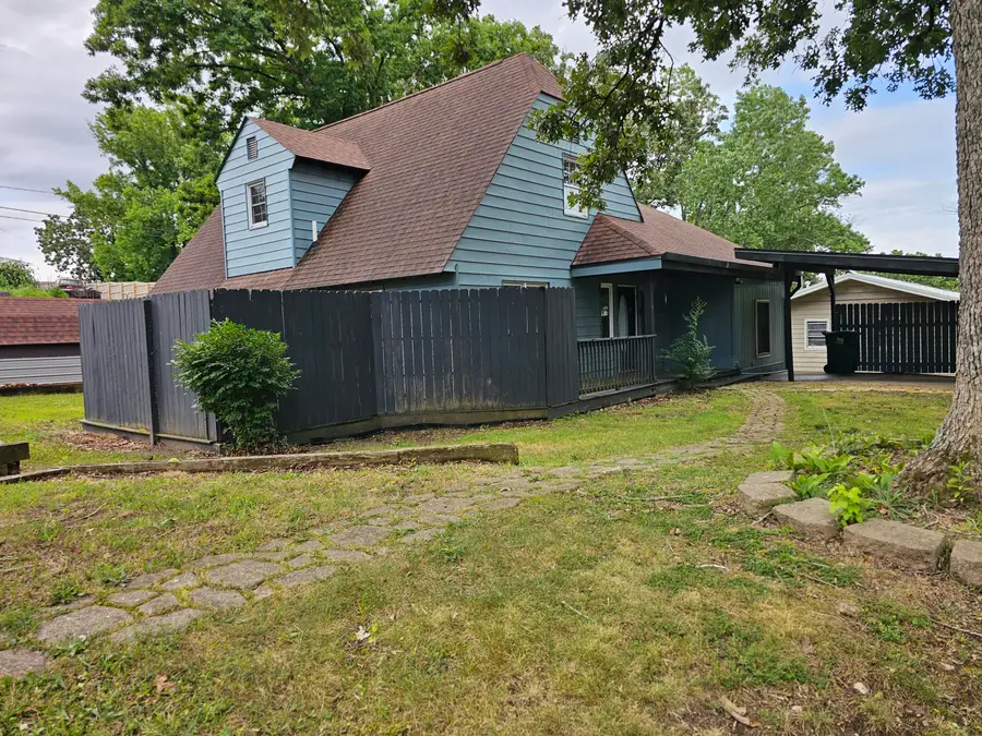 1018 Patton Avenue, Cabool, MO 65689 - #2
