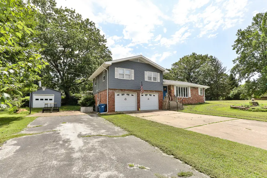 801 E Diane Street, Ozark, MO 65721 - #3