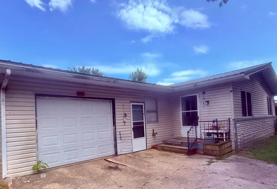 509 S Randel Street, Mountain Grove, MO 65711 - #2