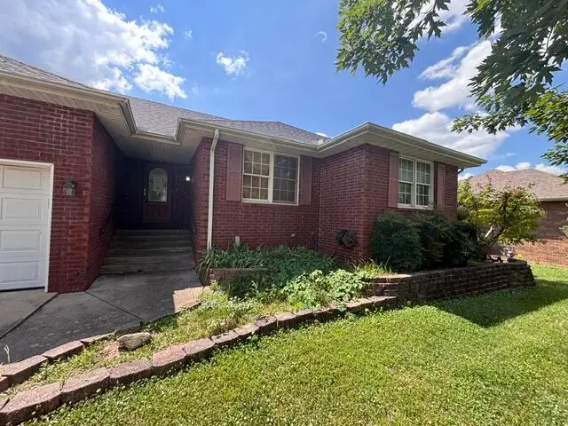 208 Miller Way, Monett, MO 65708 - #3