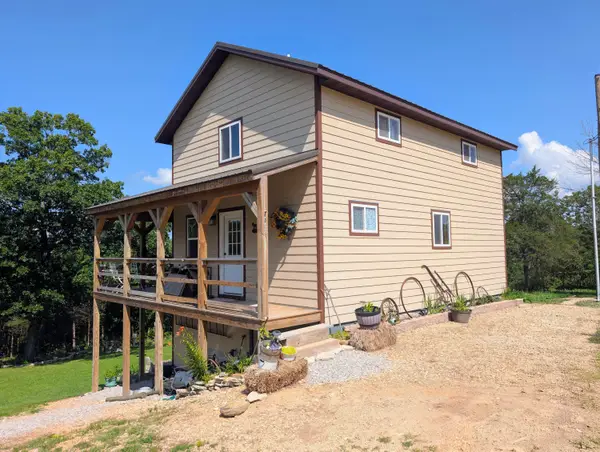 721 Pack Lane, Lampe, MO 65681