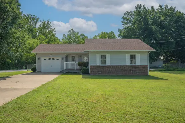 111 Amber Street, Cassville, MO 65625